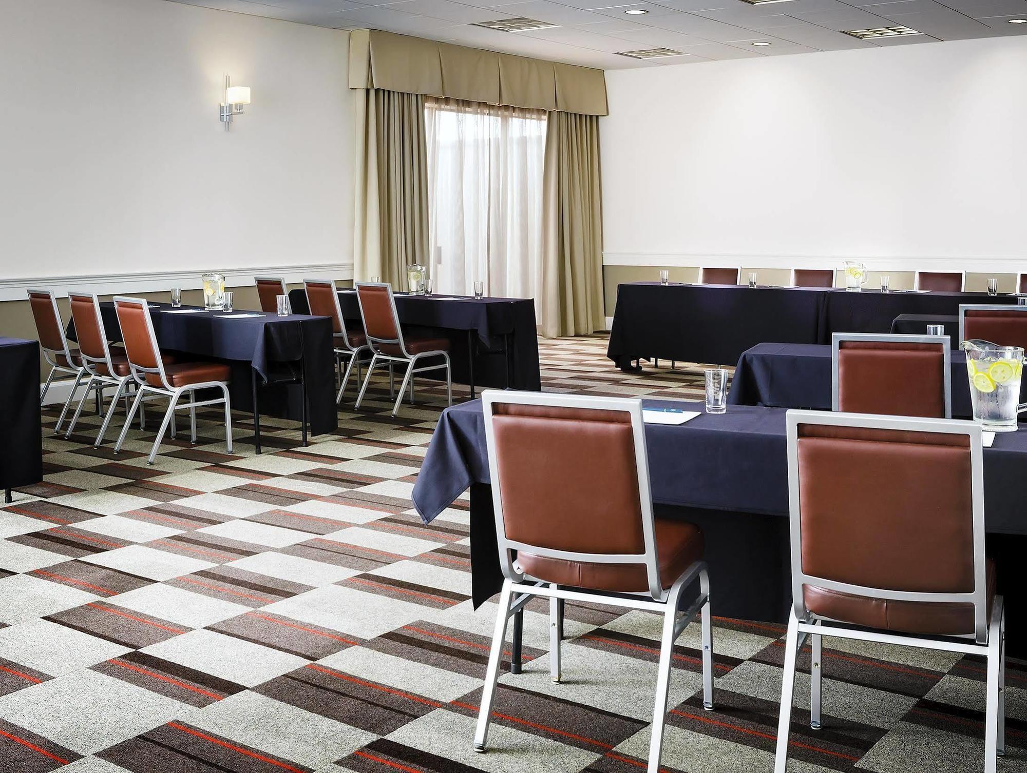 Four Points By Sheraton Houston Greenway Plaza Bagian luar foto